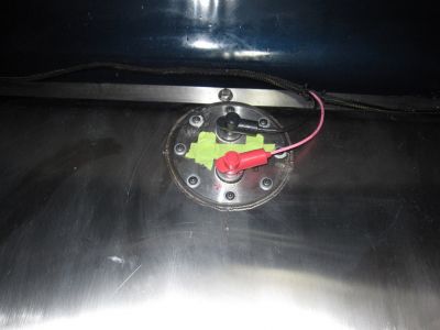 2011-04-21_-_Fuel_Tank_Fittings_001.jpg